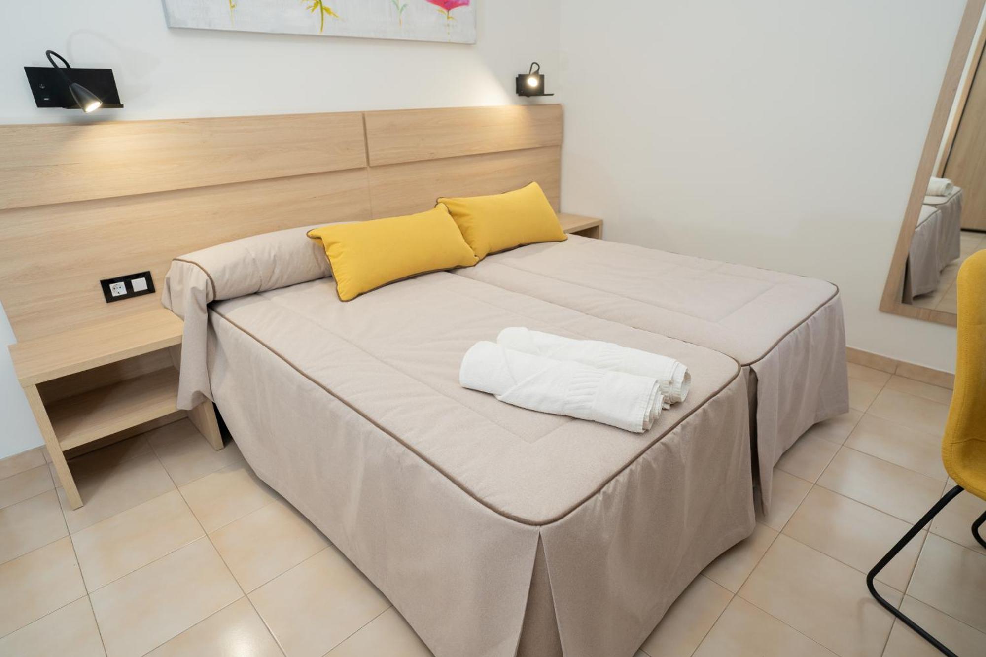 Hotel La Perdi Sant Mateu Extérieur photo