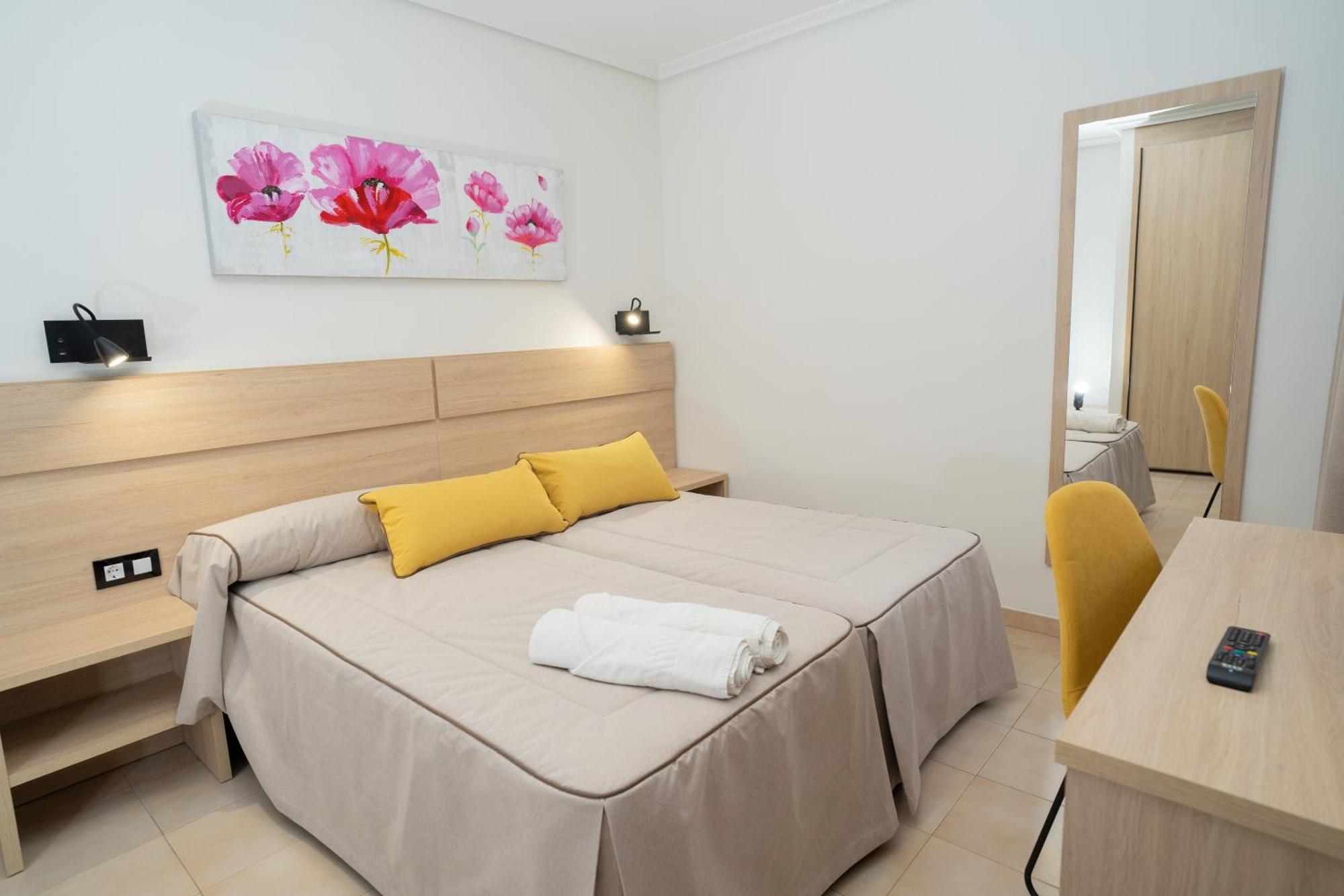 Hotel La Perdi Sant Mateu Extérieur photo